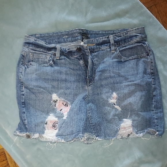 Lane Bryant Blue Distressed Jean Shorts - Picture 1 of 3